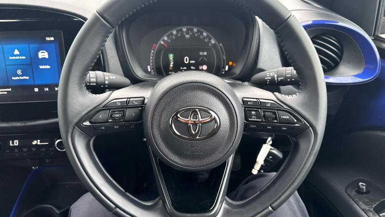 Toyota Aygo X 1.0 VVT-i Edge 5dr Petrol Hatchback